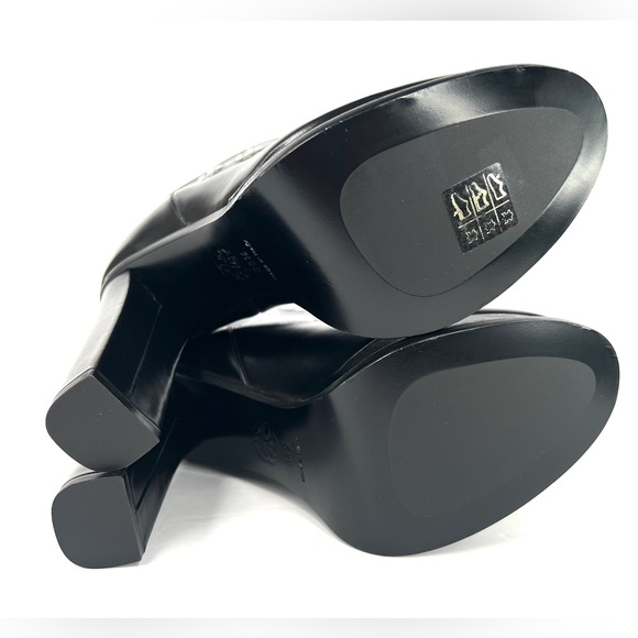 Alexander McQueen Eyelet Detailed Black Leather Platform Heel Boots Size EU 38.5 - Picture 7 of 11